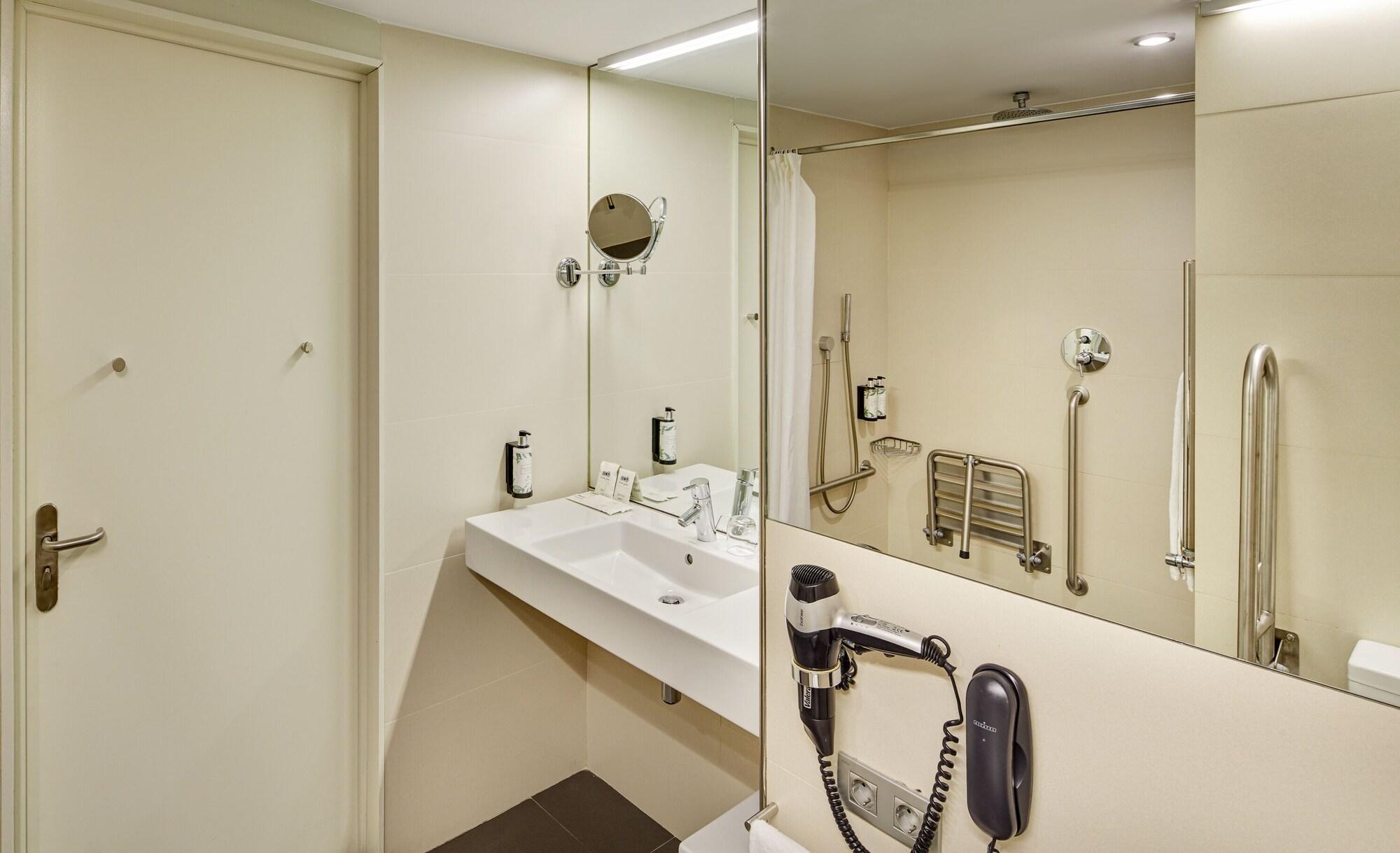 Hotel Sercotel Rosellon